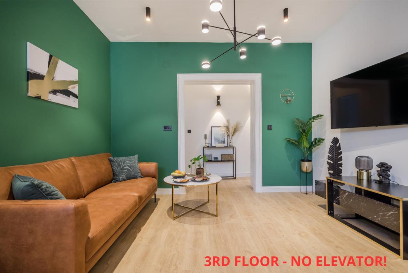 Tilia Luxury Apartment - 3 Bedrooms With Ac Budapest Exterior photo